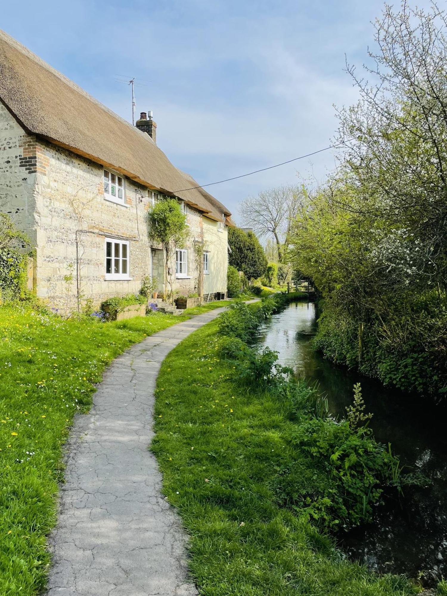 The Greyhound Inn Sydling St Nicholas Екстер'єр фото
