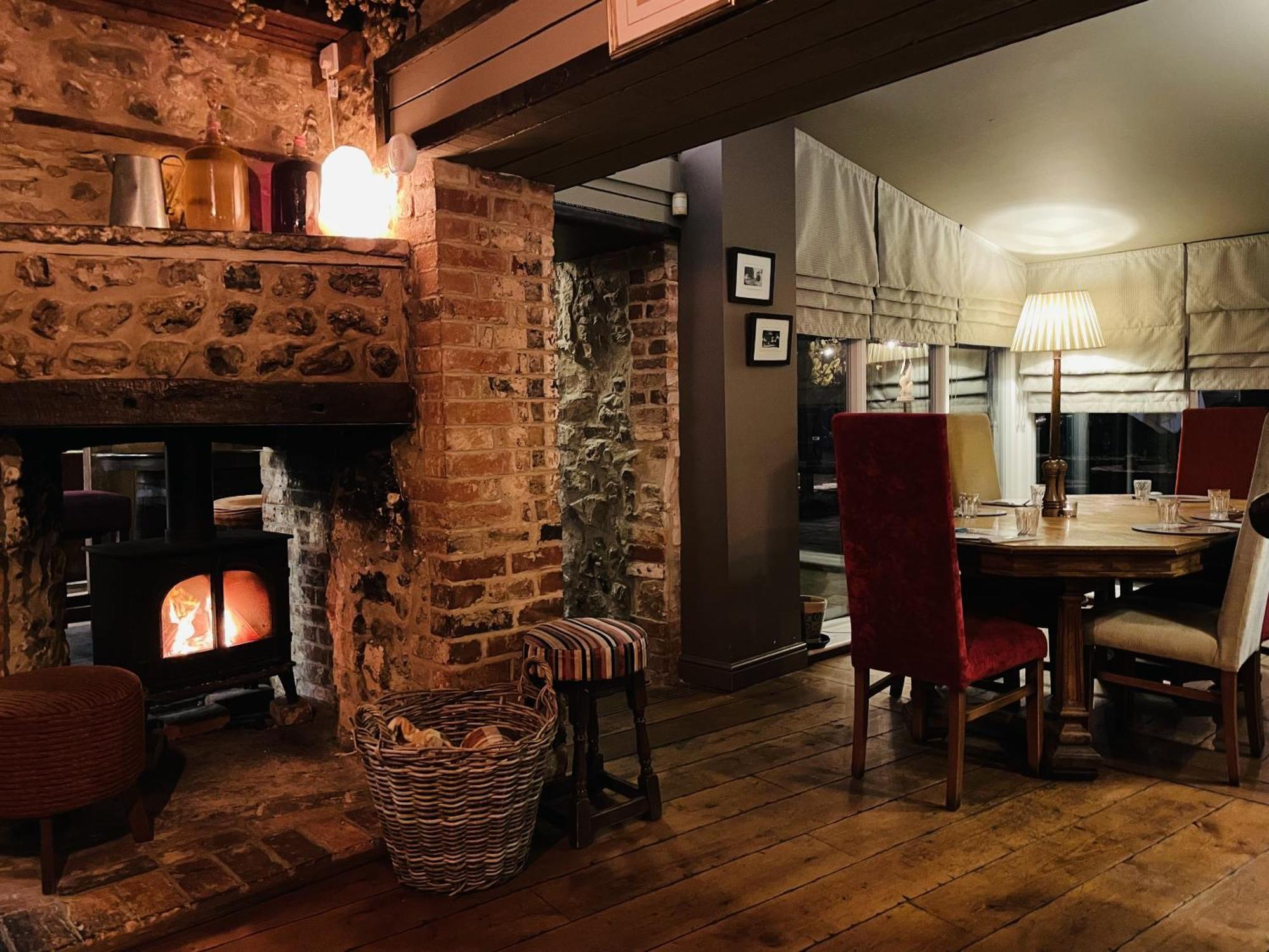 The Greyhound Inn Sydling St Nicholas Екстер'єр фото